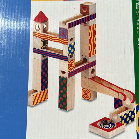 Hardwood building maze tower 24 blocks different sizes for different variations - Picture 5 of 5